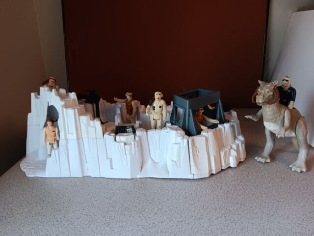 Vintage Star Wars 1980 Hoth Imperial Attack Base Complete w/ Luke Leia Han + 5 YV10811 Vintage Star Wars 1980 Hoth Imperial Attack Base Complete w/ Luke Leia Han + 5 YV10811
