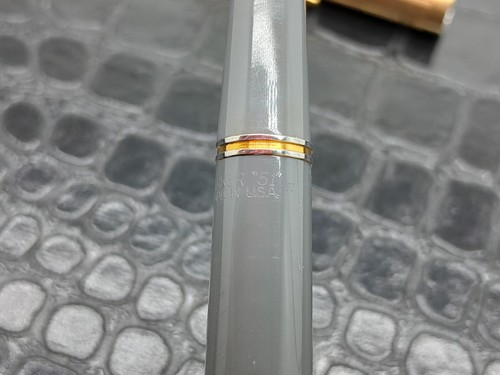 VTG Parker 51 - Vacumatic Dove Grey Fountain Pen- With Box Made In USA - Picture 17 of 18