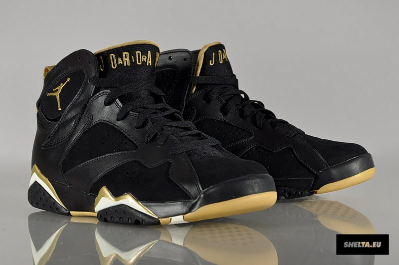 Nike Air Jordan 7 VII Retro Black Gold GMP Golden Moments Nike Air Jordan 7 VII Retro Black Gold GMP Golden Moments