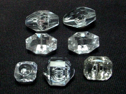 7 VINTAGE CUT GLASS BUTTONS CRYSTAL CLEAR 5 BEAUTIFUL DESIGNS