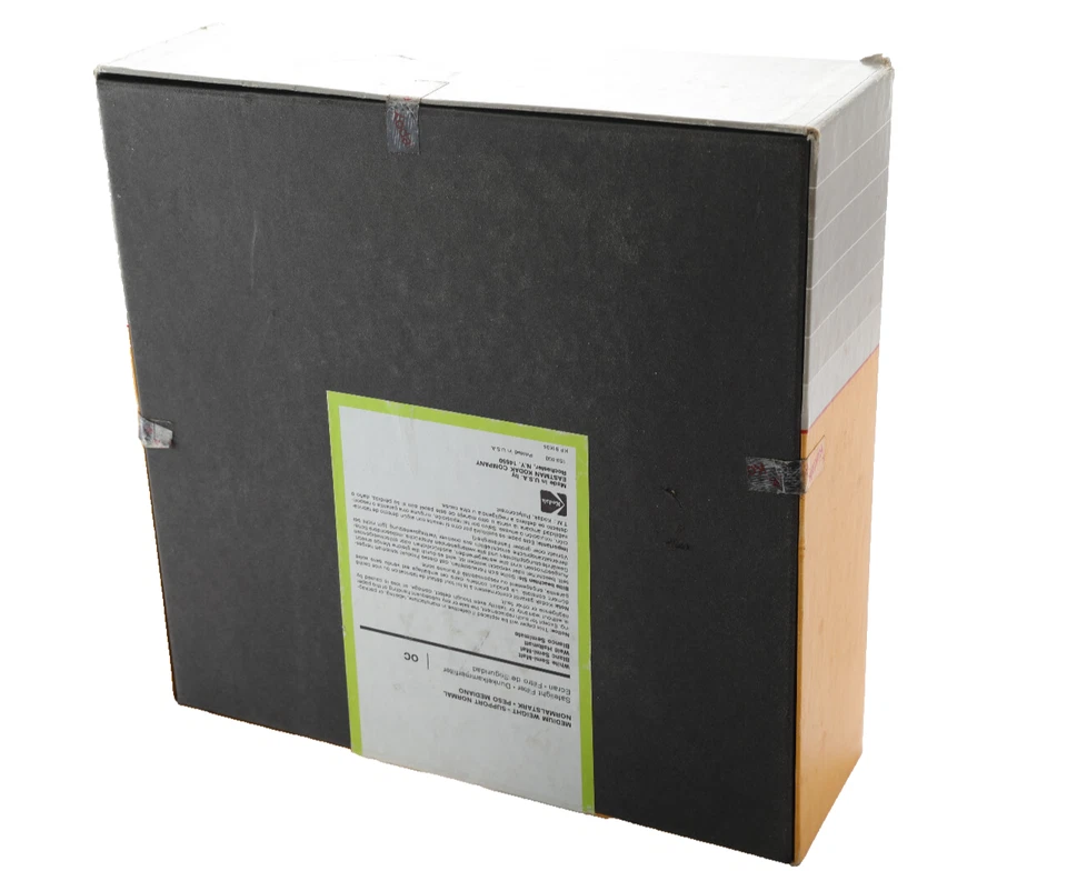 Caja de hojas Kodak Polycontrast Rapid II RC 8x10 casi nueva 250 Foto 2 de 3