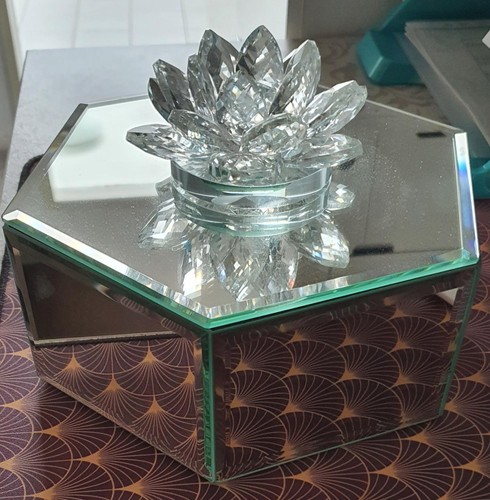 verspiegelte Schatulle Lotus mit Deckel in transparent - Bild 2 von 3