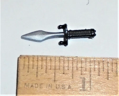 BN 12a GI Joe Figure Accessory 2005 Storm Shadow V20 Black / Silver Dagger Knife