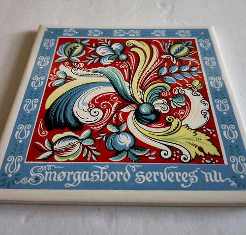 Vintage Berggren Rosso Blu Bianco Piastrella Trivet Svedese Tole Dipinto "Smorgasbord" - Foto 4 di 8