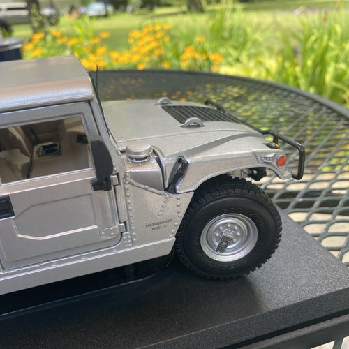 Maisto Hummer (Station Wagon) H1 1998 Very Good Condition - Picture 7 of 11