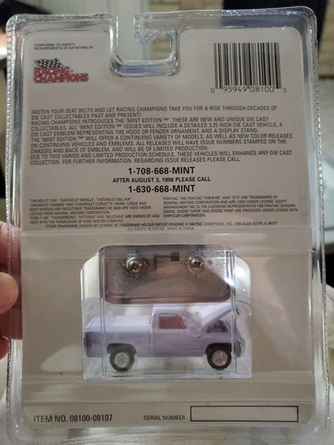 Racing Champions Mint 1996 Dodge Ram Die Cast 1:63 #17 White With Stand (B10) - Picture 2 of 2