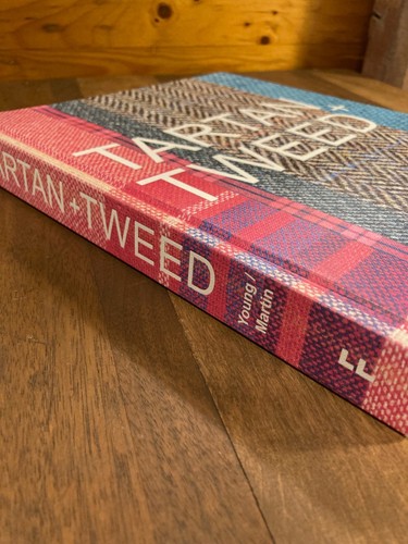 Tartan + Tweed History Fashion Book Hardback~Caroline Young, Ann Martin V.GOOD - Picture 2 of 7