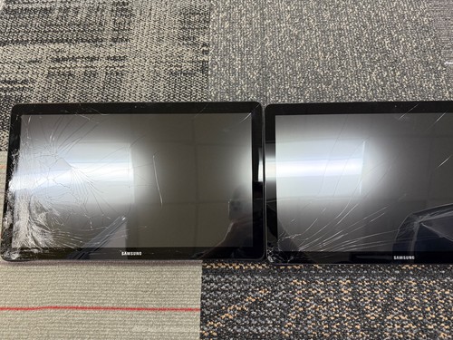 2 x Tablet Samsung Galaxy View 64GB Wi-Fi + 4G SM-T677A AT&T 18.4" Negra - Imagen 1 de 4