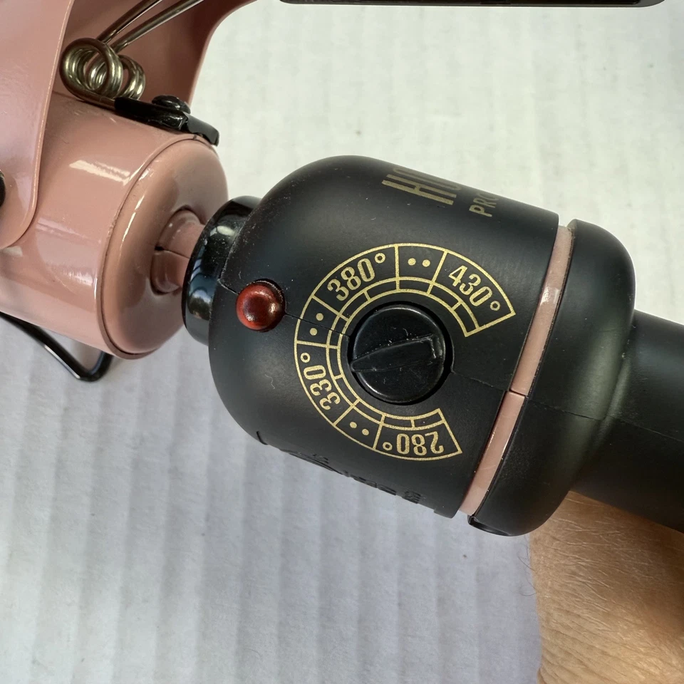 Ferro de ondulação profissional Hot Tools rosa - Imagem 3 de 4