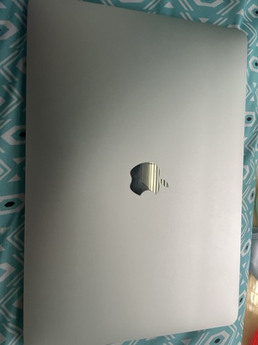 Apple MacBook Pro 13” (2017) – i7 3.5GHz / 16GB RAM / 512GB SSD – Touch Bar - Picture 4 of 10