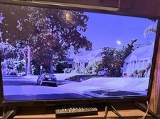 Insignia 24 Inch LED TV 720p 60Hz Black plus a FREE Roku Express w/remote & HDMI