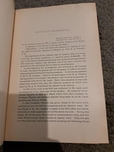 Missouri Geological Survey Volume XI Clay Deposits H. A. Wheeler 1896 - Imagen 5 de 13