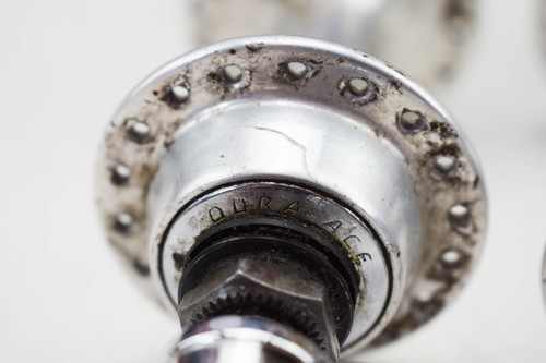 SHIMANO DURA-ACE 1ST GEN SMALL FLANGE VINTAGE BICYCLE HUB SET - 36H / 36H - Picture 6 of 6