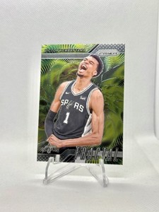 2024-25 Prizm VICTOR WEMBANYAMA #10 Fractal Insert, Spurs