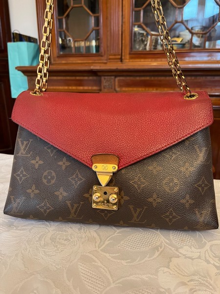 Louis Vuitton Pallas Chain Bag Cerise