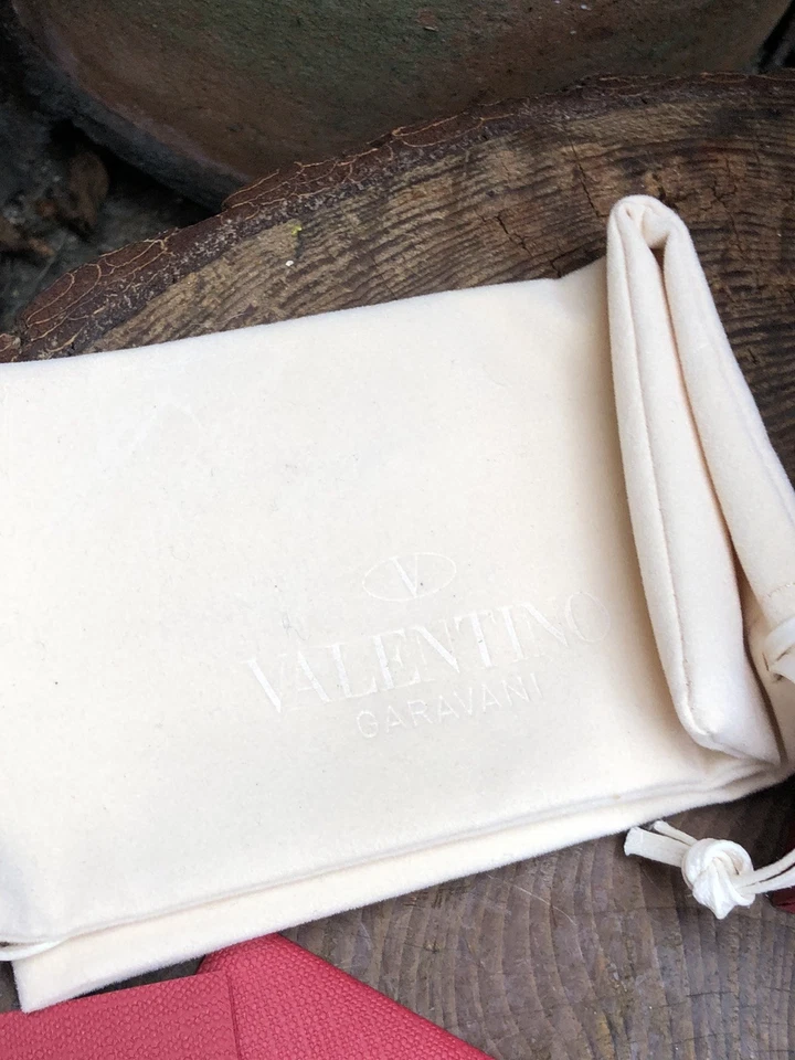 Brazalete Brazalete Alta Costura Bronce Pájaro Calavera Alta Costura Bronceado Brutalista Foto 3 de 4