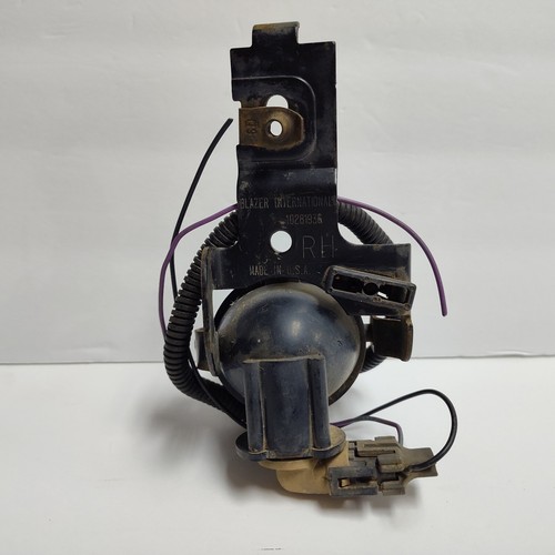 98-02 CAMARO RS SS Z28 RH PASSENGER SIDE FOG DRIVING LIGHT 10281936 - Picture 4 of 14
