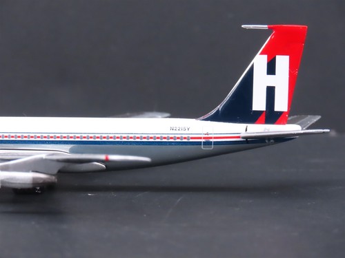 1:400 Aero Classics AC19194 Die-Cast HeavyLift Cargo Boeing 707-320F Airliner - Picture 3 of 4