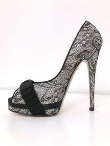 scarpe pizzo nero