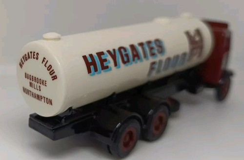 EFE 1.76/OO E10901 AEC MAMMOTH HEYGATES FLOUR TANKER LORRY - Picture 7 of 11