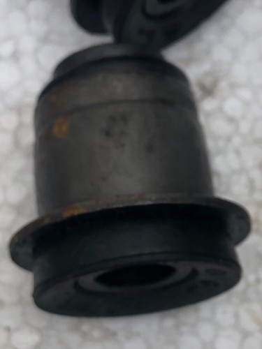 FIAT FIORINO UNO CONTROL ARM / RESILIENT BUSHES X4 7627741 NEW OLD STOCK - Picture 4 of 9