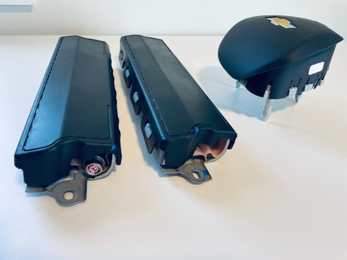 Chevrolet malibu 2018-2024 Steering Air bag,driver knee air bag, passenger knee - Picture 3 of 5