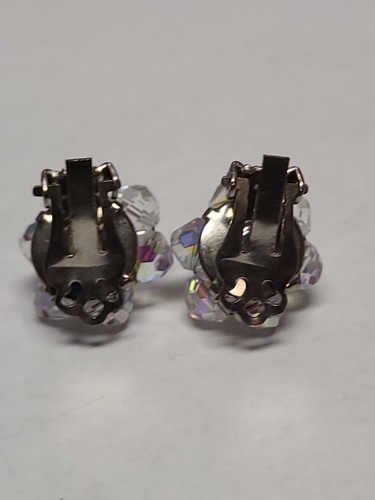 Vintage Earrings glass Aurora Borealis Crystal cluster clip-on - Picture 4 of 4