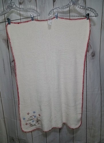 Winnie The Pooh Piglet Cream Baby's First Christmas Blanket Snowflake Stockings - Picture 5 of 7