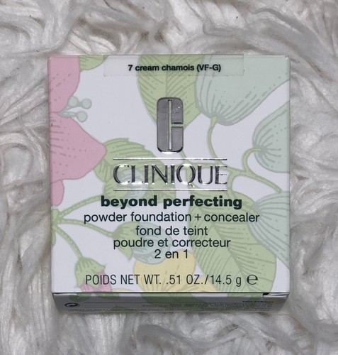 Clinique Beyond Perfecting Powder Foundation +Concealer - Picture 6 of 10