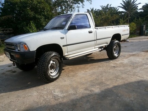 Weatherstrip Rubber Seal Complete Set FOR TOYOTA Hilux 4-Runner LN85 2-DOOR - Picture 2 of 4