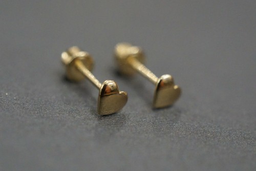 14K Solid Yellow Gold 3.5MM Tiny Small Polished Heart Scew Back Earrings. - Picture 2 of 9