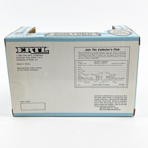 VTG Sealed 1987 ERTL 1905 Ford Delivery Car Bank Diecast Metal 1:25 True Value - Picture 9 of 12