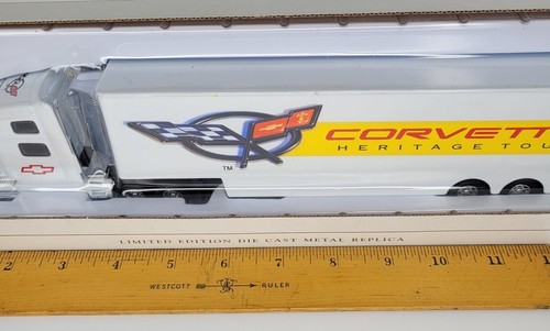 Rare SPECCAST 1/64 VOLVO 770 VNL770 CORVETTE HERITAGE TOUR TRAILER 31506 - Picture 3 of 11
