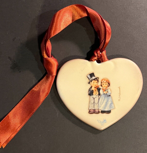 MJ Hummel Goebel Dearly Beloved Small Heart-shaped Ornament with Original Ribbon - Picture 1 of 5