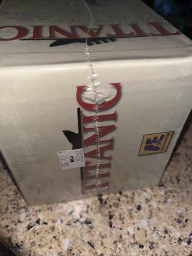 Titanic - Collectors Boxed Set (VHS, 1994, 4-Tape Set) New Sealed ￼ - Picture 5 of 5