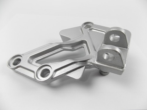 NOS OEM 1985-87 KAWASAKI Ninja ZX600 Vorne Rechts Stufe Halter Stay 35011-1245 - Bild 2 von 4