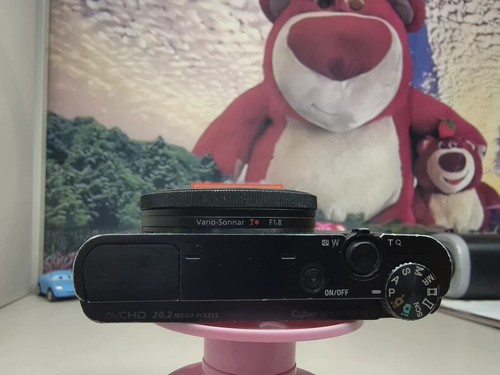Sony RX100 20,2 MP Premium-Kompakt-Digitalkamera mit 1-Zoll-Sensor - 90%neu - Bild 3 von 5