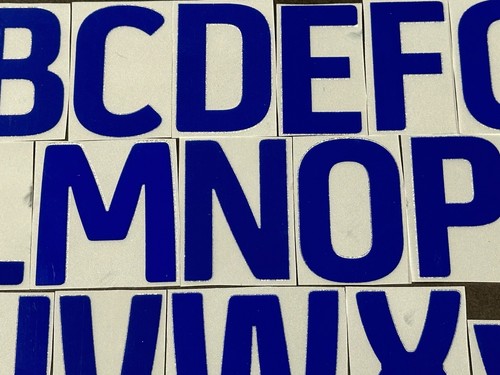 2024 2025 OFICIAL EFL FUTBOL LIGA AZUL JUGADOR TALLA LETRAS 50mm - Imagen 5 de 5