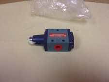 Schrader Bellows 52421-1000  Roller Spool Valve