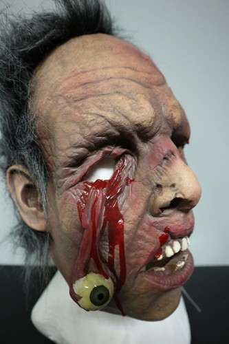 Hanging Eye Zombie - Zagone Studios "Why Yes! Eye Doo" COLLECTOR EDITION Mask - Picture 5 of 10