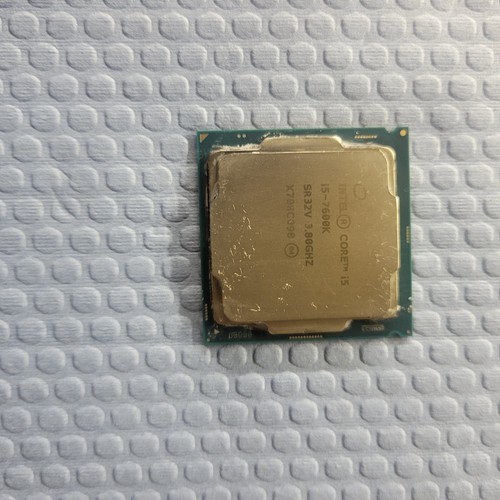 Intel Core i5-7600K 3.8 GHz Quad-Core Processor - Picture 1 of 3