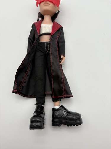 BRATZ BOYZ Masquerade Penn Vampire Dracula bambola MGA 2003 - SKU 25 - Foto 4 di 5