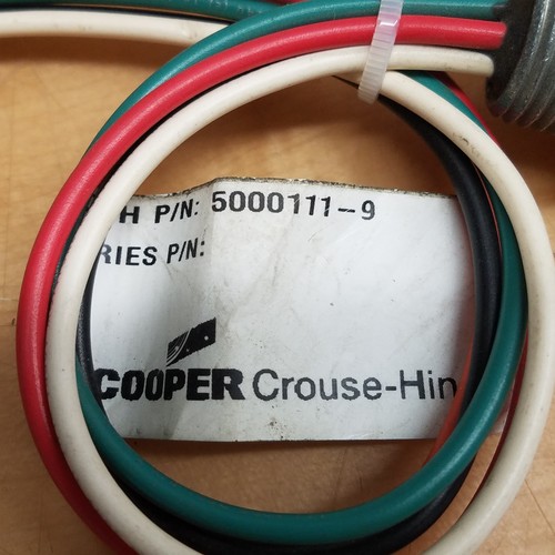 Cooper Crouse-Hinds 5000111-9 Mini-Line Cable, 10", Female, 600V, 8Amp - NEW - Picture 2 of 5