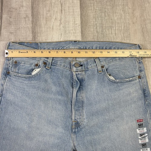 NWT Levi's 501 Jeans Men's 36x34 Original Fit Straight Leg Light Wash Blue P - Picture 9 of 14
