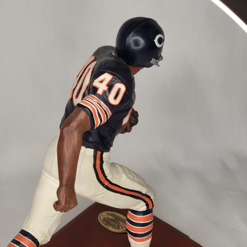 Danbury Mint Gale Sayers Figurine All-Star NFL Chicago Bears Statue, Excellent - Picture 8 of 13