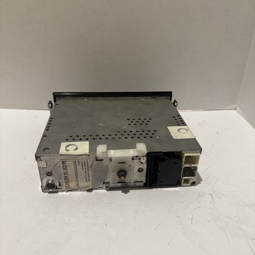 Ford Stereo with Cassette Not Testing For Parts - Picture 4 of 7