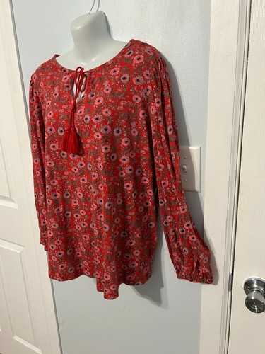 Nuevo con etiquetas Top Style&co Flor Rojo Floral 3/4 Manga con Escote Atado Ojo de Cerradura Plus 2X - Imagen 2 de 4
