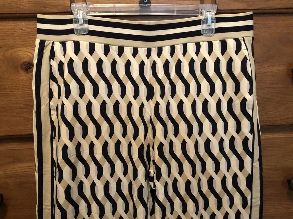 Calça de malha estampada C Wonder Petite tamanho grande pequena com listras smoking - Imagem 2 de 4