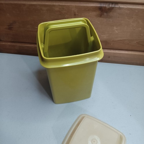 Vintage Green Tupperware Pickle Keeper Container & Drainer #1330-1 Made in USA - Picture 8 of 11