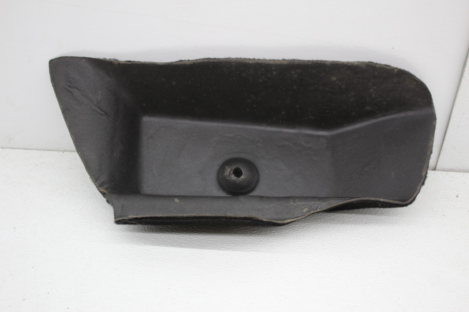 99-01 FERRARI 456 M REAR BACK TRUNK LEFT TAIL LIGHT CARPET PANEL